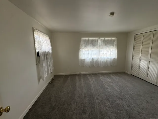 $1,950 | 255 Fairfield Woods Road, Fairfield, CT 06825