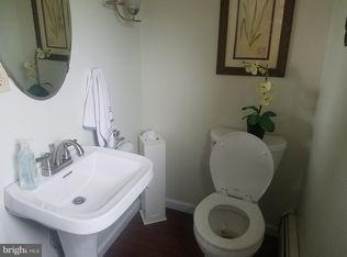 5496 Elizabethtown Road Manheim, PA 17545 - Photo 5 of 24 Half bath