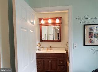 5496 Elizabethtown Road Manheim, PA 17545 - Photo 8 of 24 Master bath