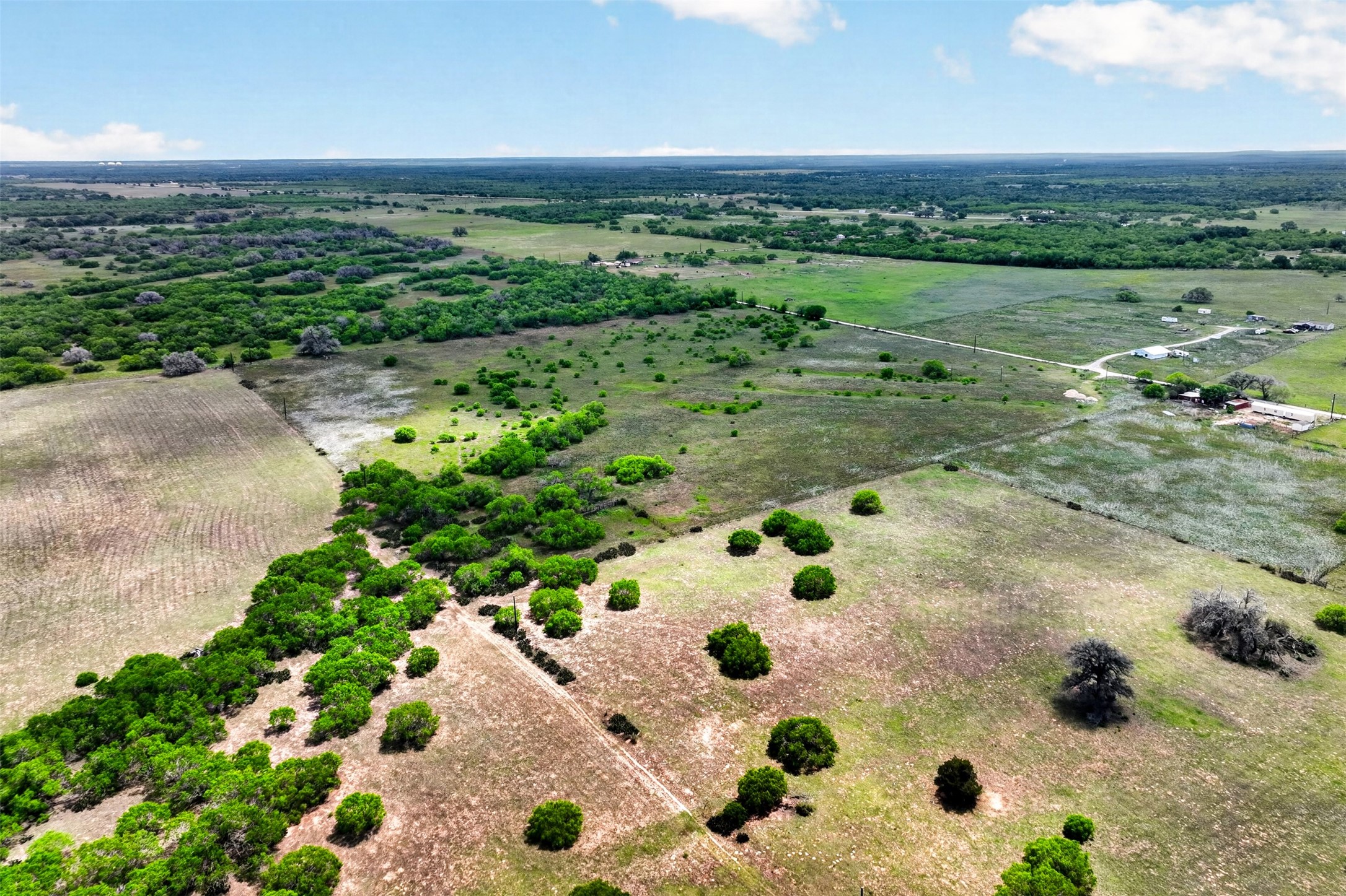 190 Smiley Tx 78159 Smiley, TX 78159 - Photo 2 of 15