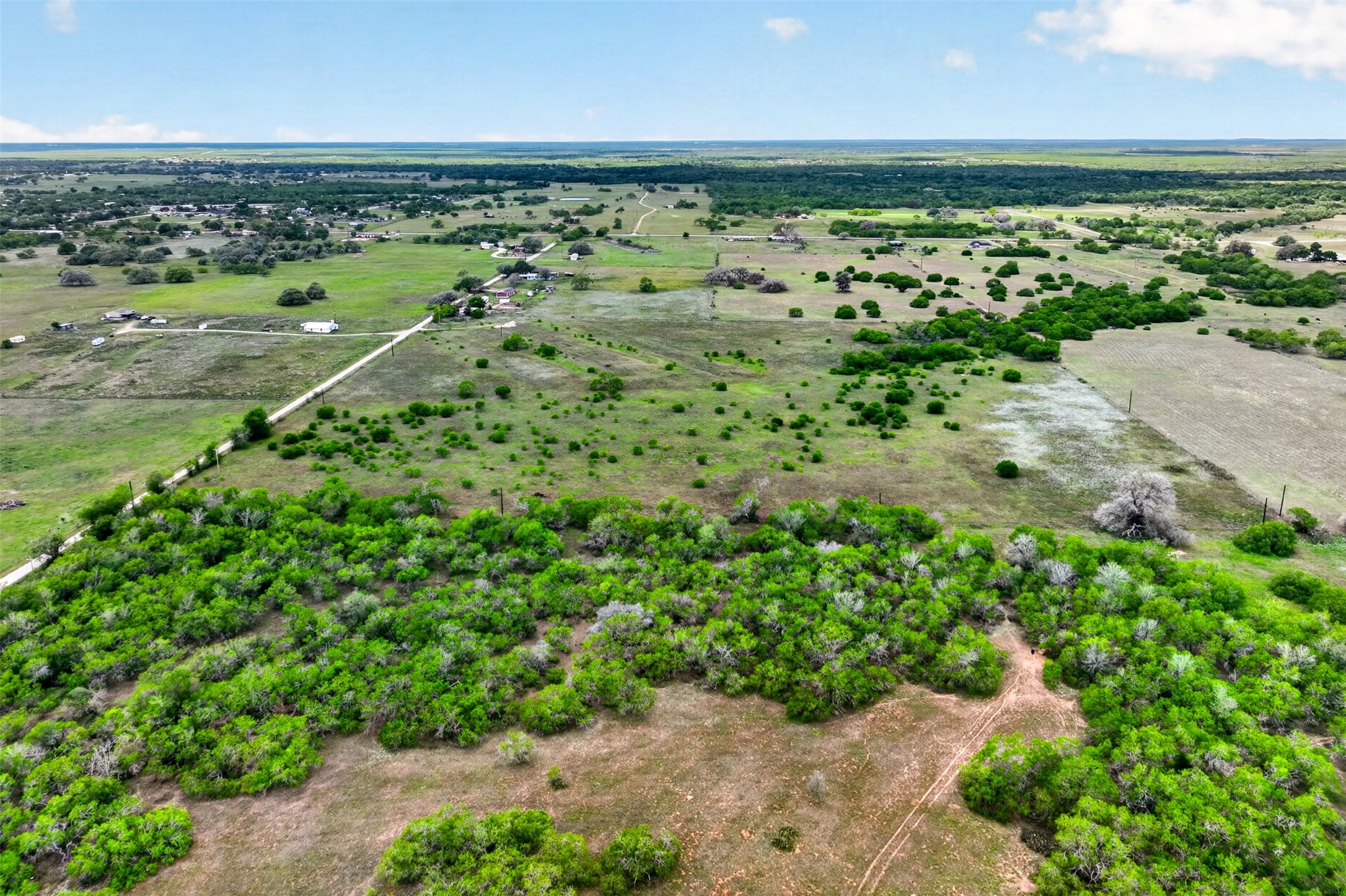 190 Smiley Tx 78159 Smiley, TX 78159 - Photo 7 of 15