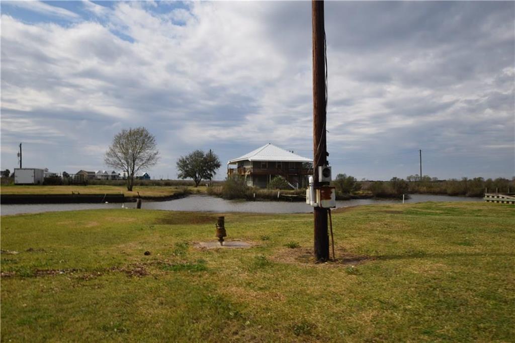 9454 Big Lake Road Lake Charles, LA 70605 - Photo 5 of 13