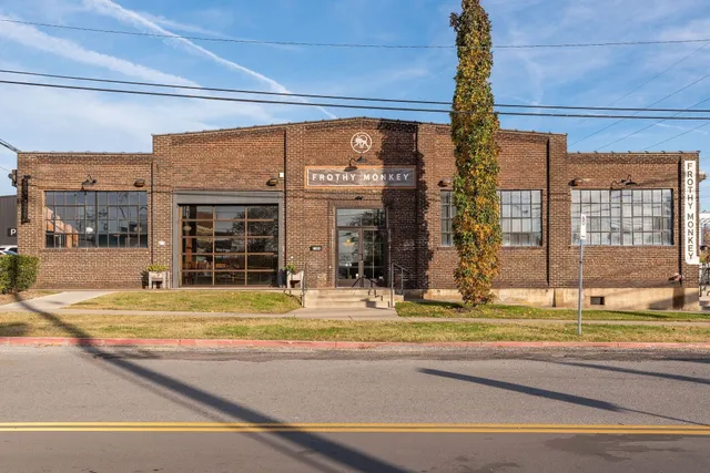 $2,850 | 1202 A 60th Avenue North, Nashville, TN 37209