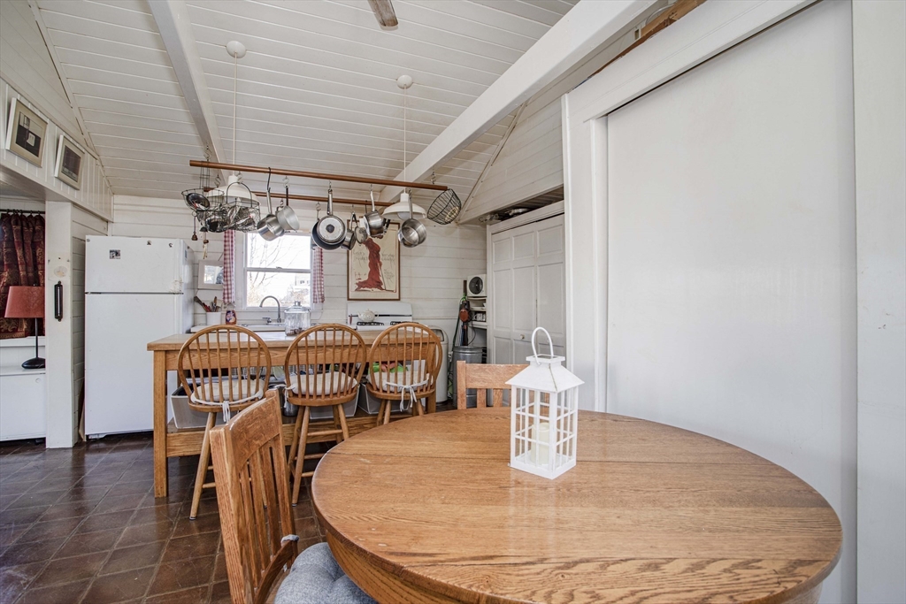 237 Hatherly Road Scituate, MA 02066 - Photo 12 of 21 Gallery Image 12