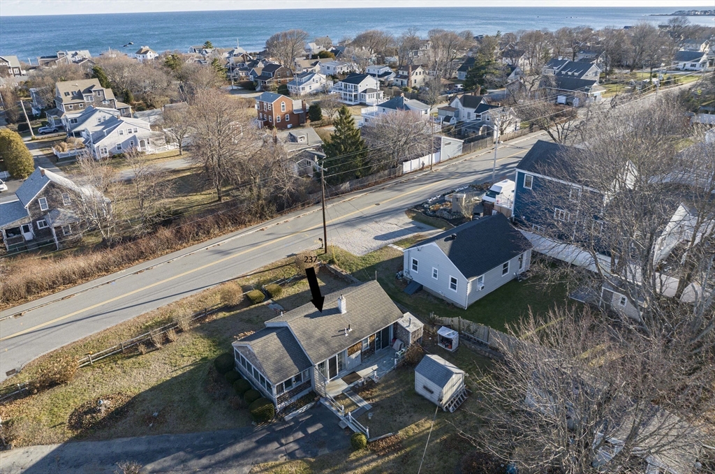 237 Hatherly Road Scituate, MA 02066 - Photo 4 of 21 Gallery Image 4