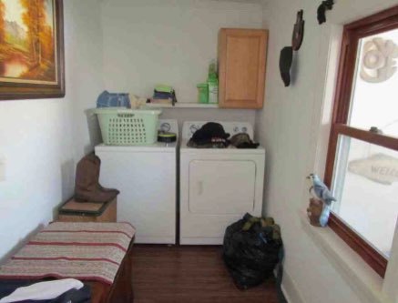 2529 Shaw Road West Brooklyn, IL 61378 - Photo 11 of 15 a living room with furniture and a window