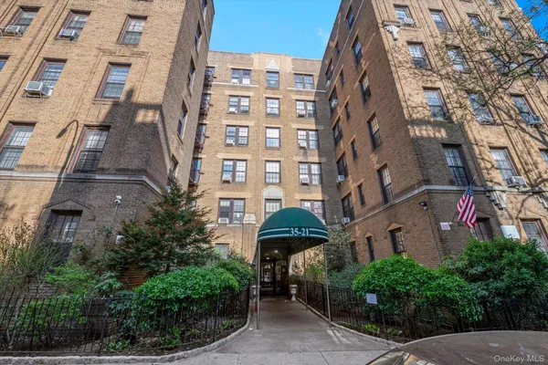 $430,000 | 35-21 81st Street, Unit 1C | Jackson Heights
