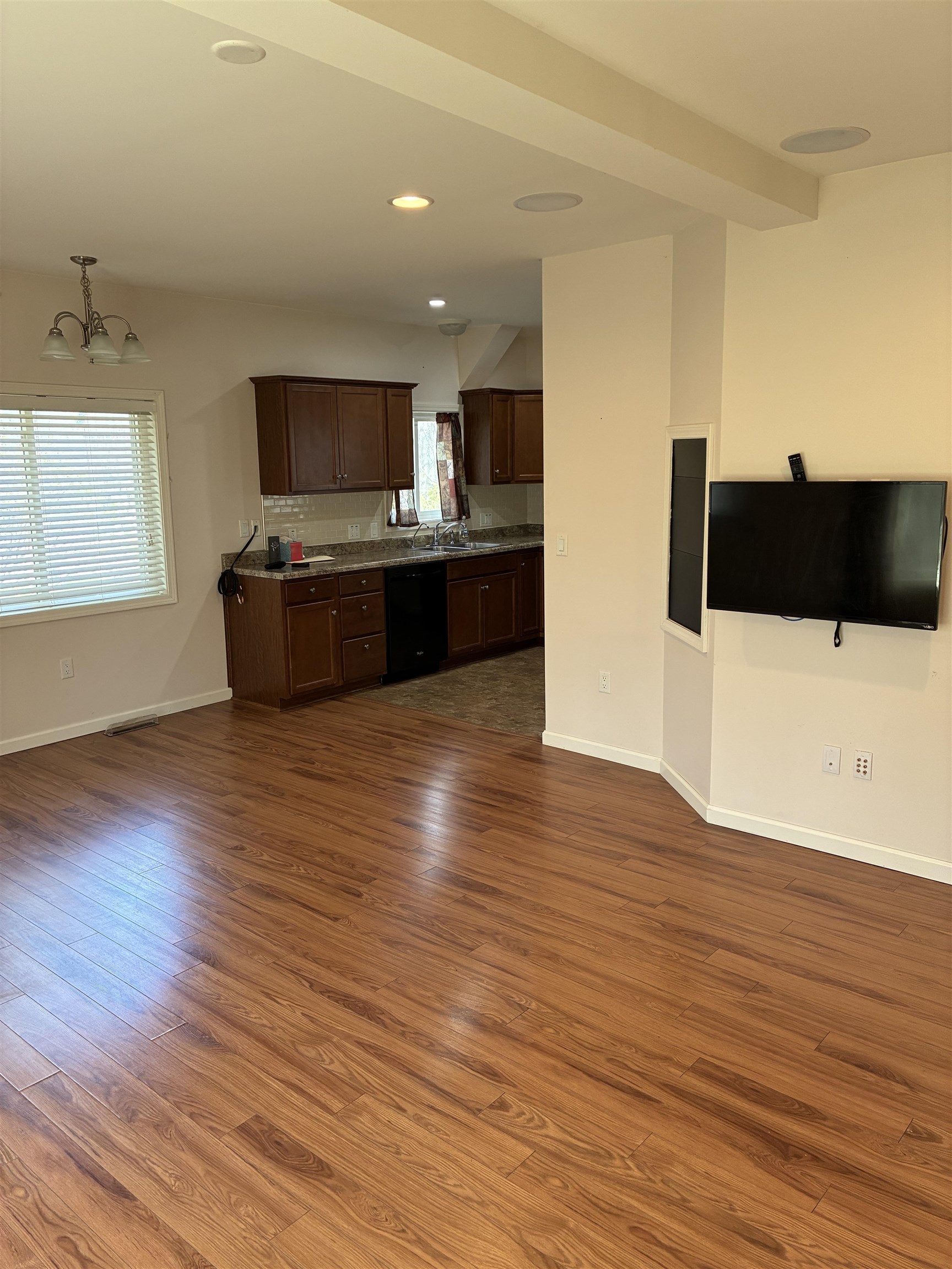 12850 Miller Road Rapid City, MI 49676 - Photo 5 of 41