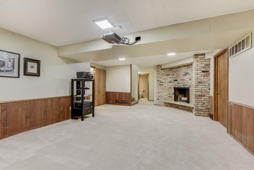 7205 Gleason Road Edina, MN 55439 - Photo 25 of 48