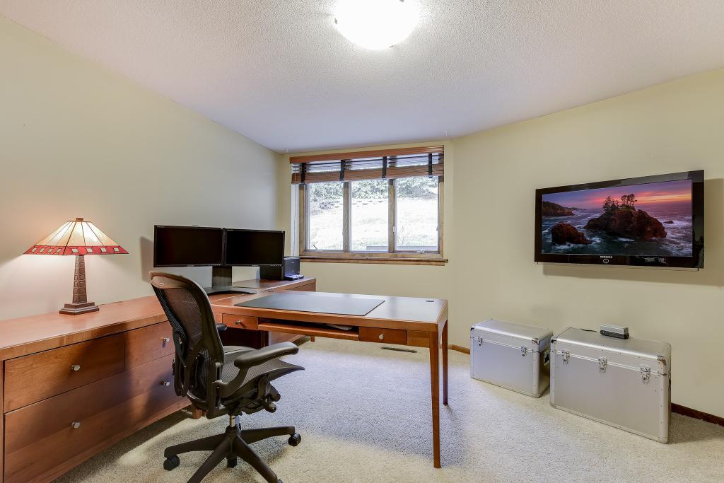 7205 Gleason Road Edina, MN 55439 - Photo 28 of 48