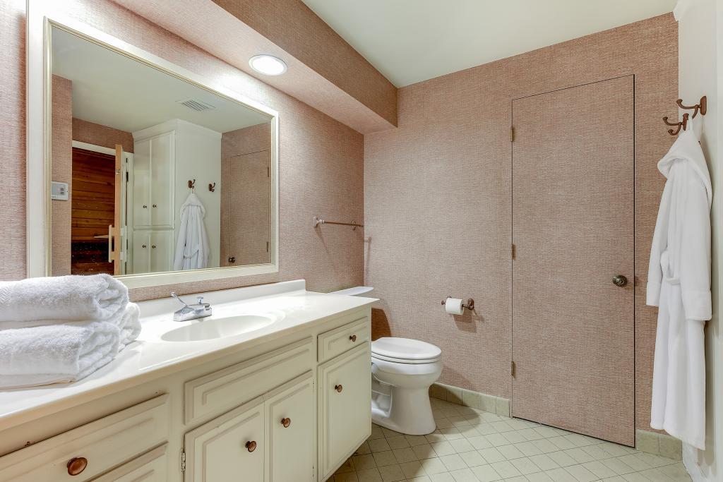 7205 Gleason Road Edina, MN 55439 - Photo 29 of 48