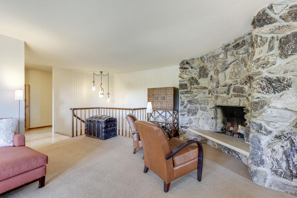 7205 Gleason Road Edina, MN 55439 - Photo 4 of 48