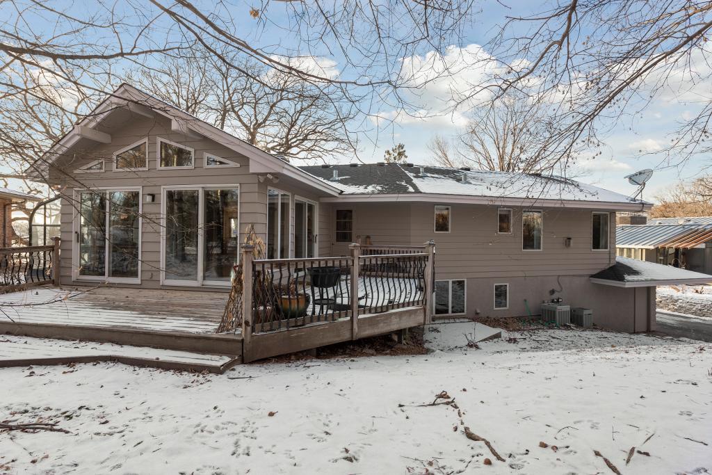 7205 Gleason Road Edina, MN 55439 - Photo 46 of 48