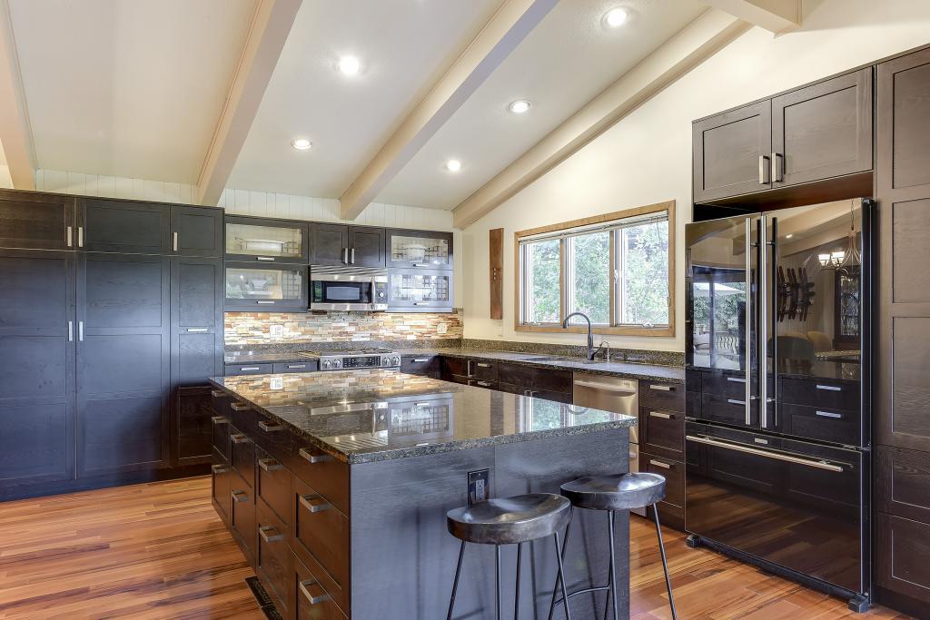 7205 Gleason Road Edina, MN 55439 - Photo 9 of 48