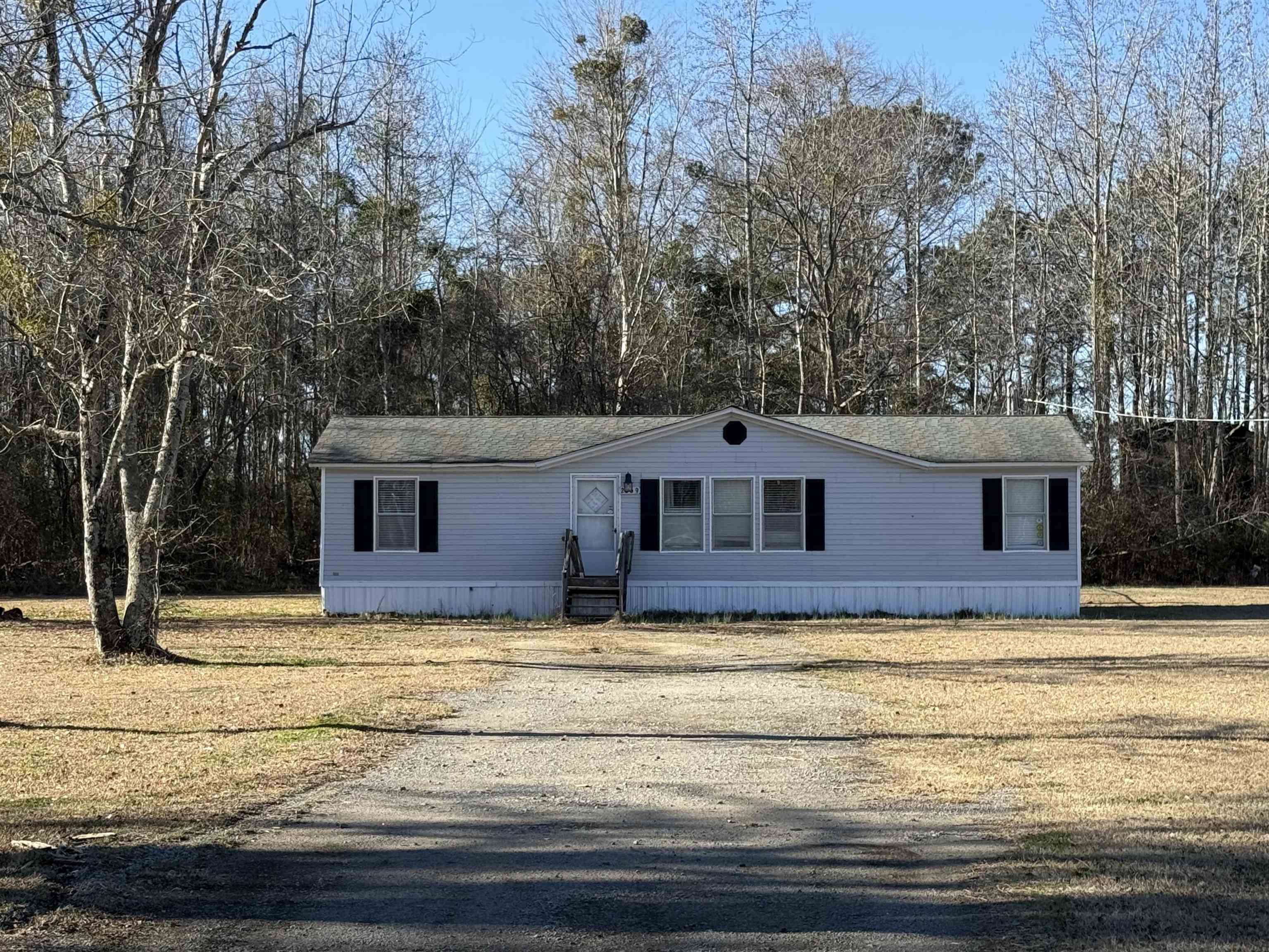 2069 Trifalia Road Scranton, SC 29591 - Photo 2 of 23