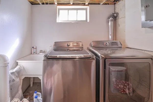 $319,000 | 119 1st Avenue Northwest, Mayville, ND 58257