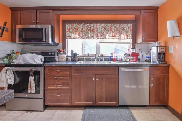 $319,000 | 119 1st Avenue Northwest, Mayville, ND 58257