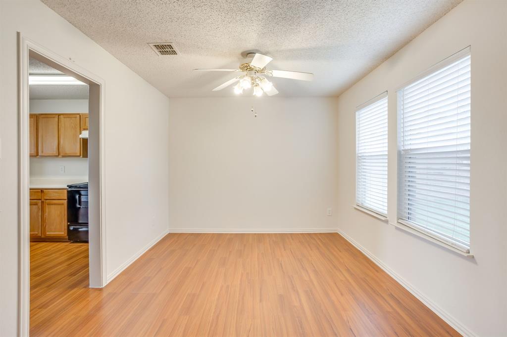 3855 Hunters Point Way Fort Worth, TX 76123 - Photo 12 of 35