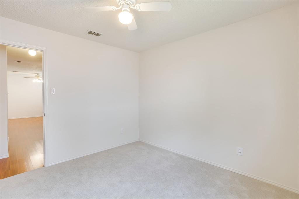 3855 Hunters Point Way Fort Worth, TX 76123 - Photo 21 of 35