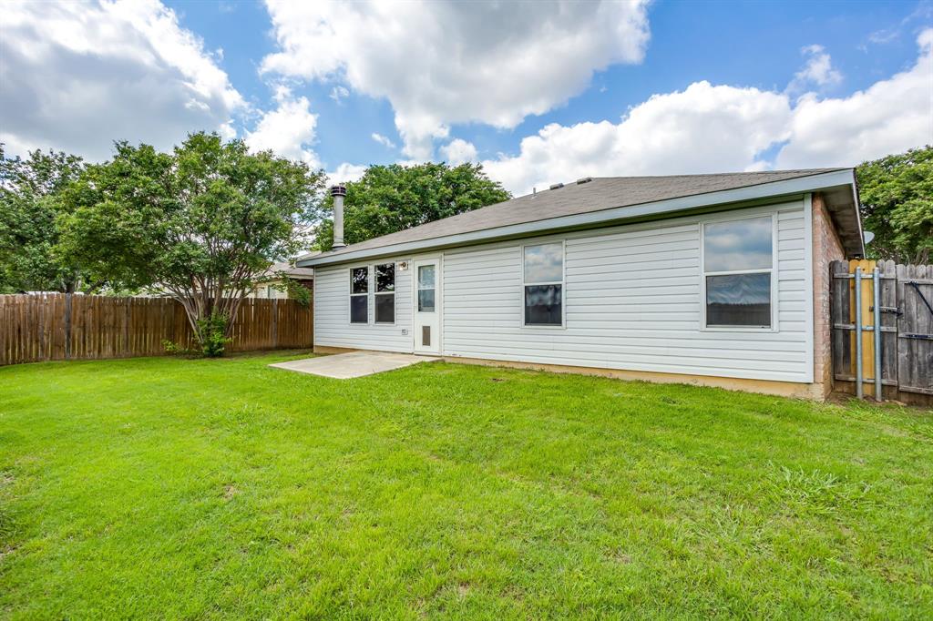 3855 Hunters Point Way Fort Worth, TX 76123 - Photo 25 of 35