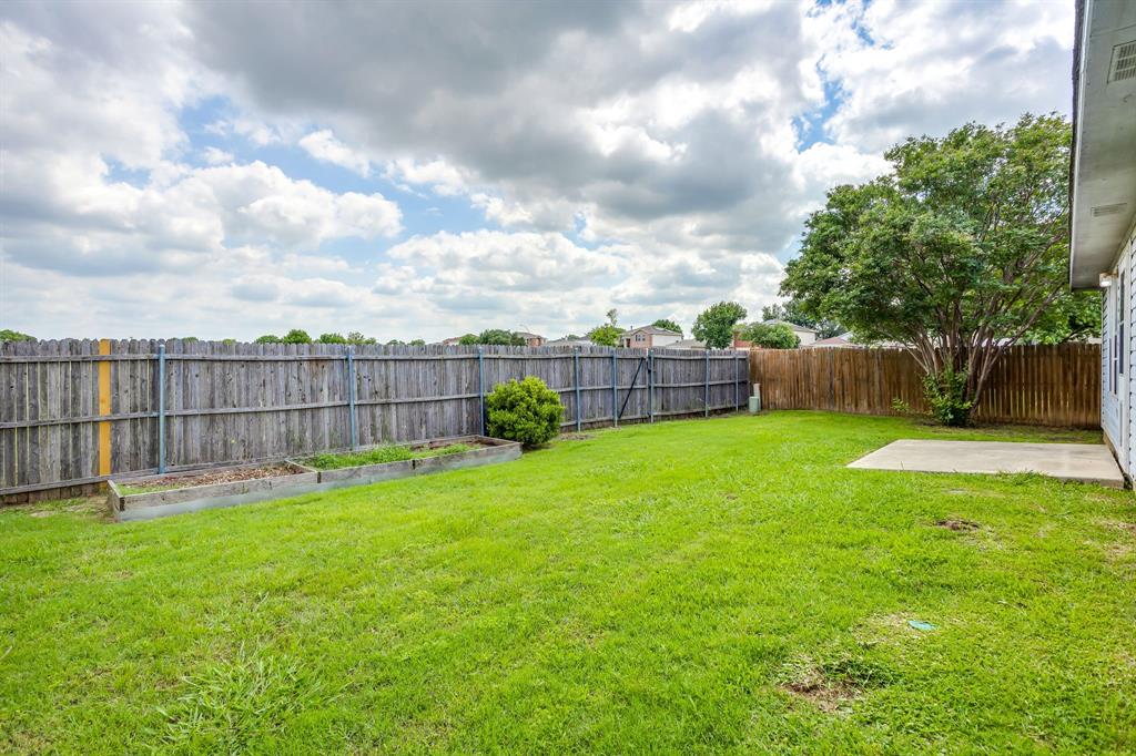 3855 Hunters Point Way Fort Worth, TX 76123 - Photo 29 of 35