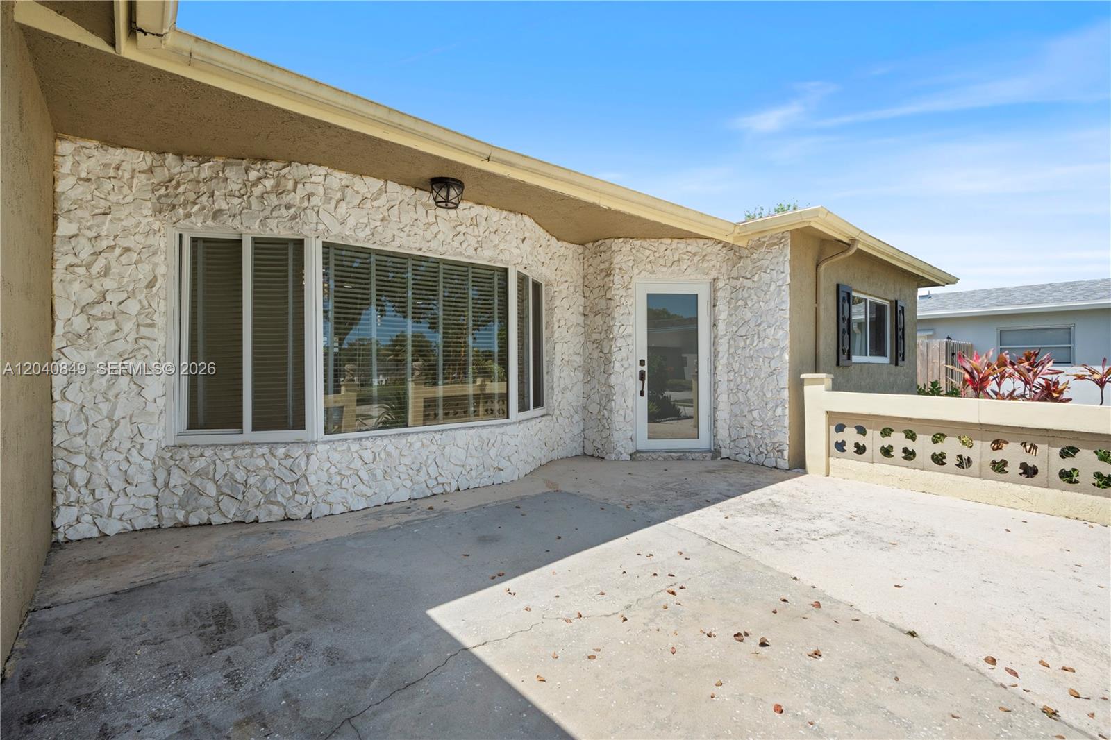 5160 Southwest 8th Street Margate, FL 33068 - Photo 5 of 28