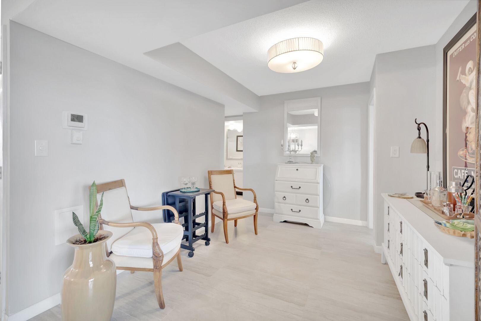 15 Southeast 13th Street, Unit D2 Boca Raton, FL 33432 - Photo 8 of 18 15 SE 13th TO BEDROOMS HALL