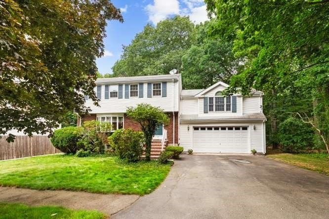 44 Quarry Lane Milton, MA 02186 - Photo 1 of 42