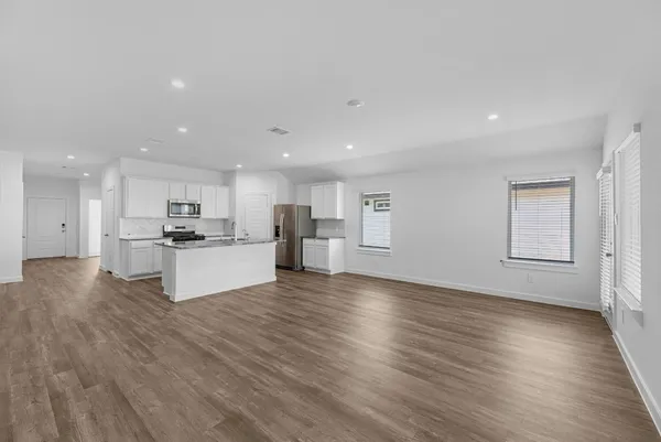 $2,500 | 1015 Star Grass Lane, Rosharon, TX 77583