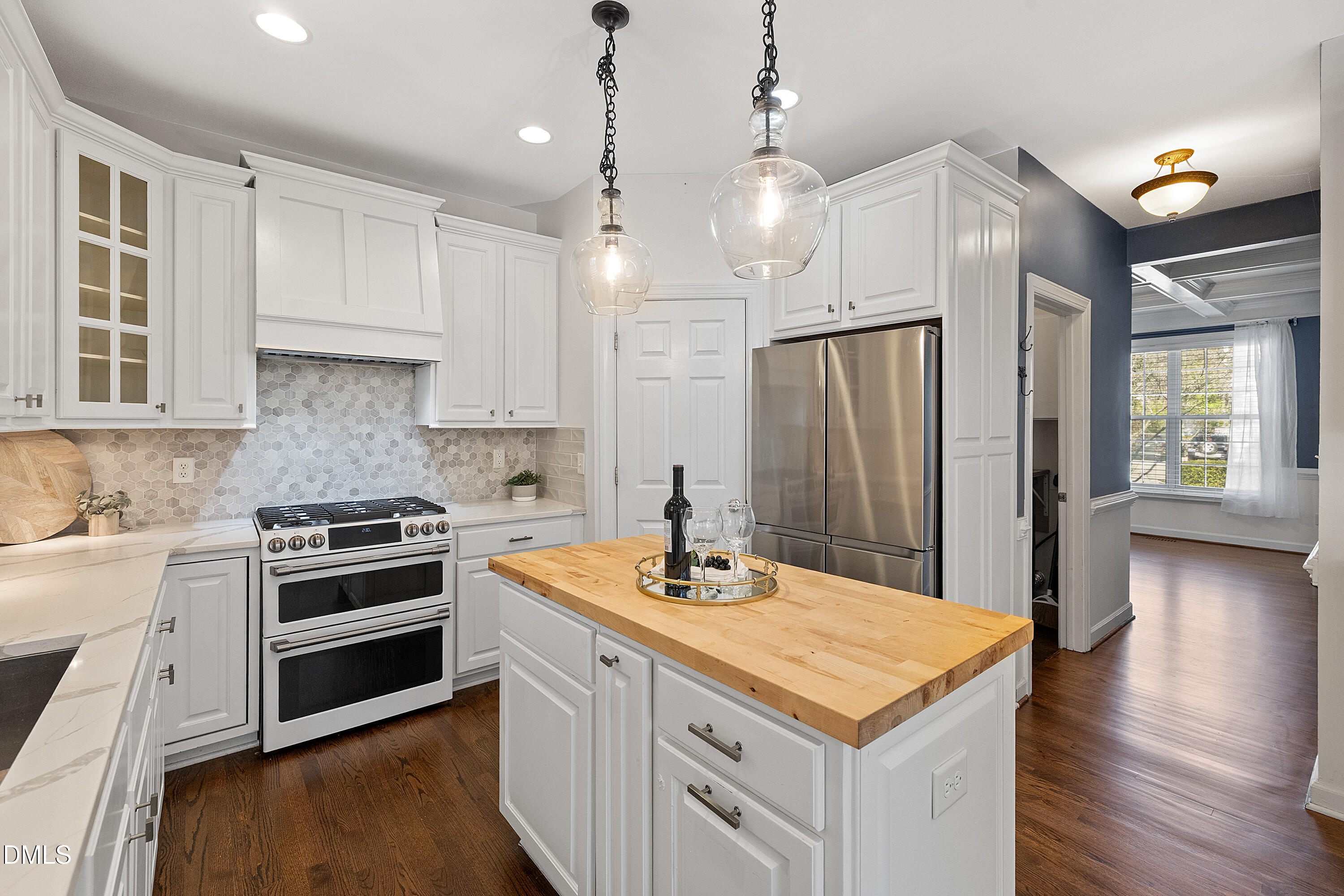 209 Plyersmill Road Cary, NC 27519 - Photo 19 of 50 22-209 Plyersmill Rd (32)