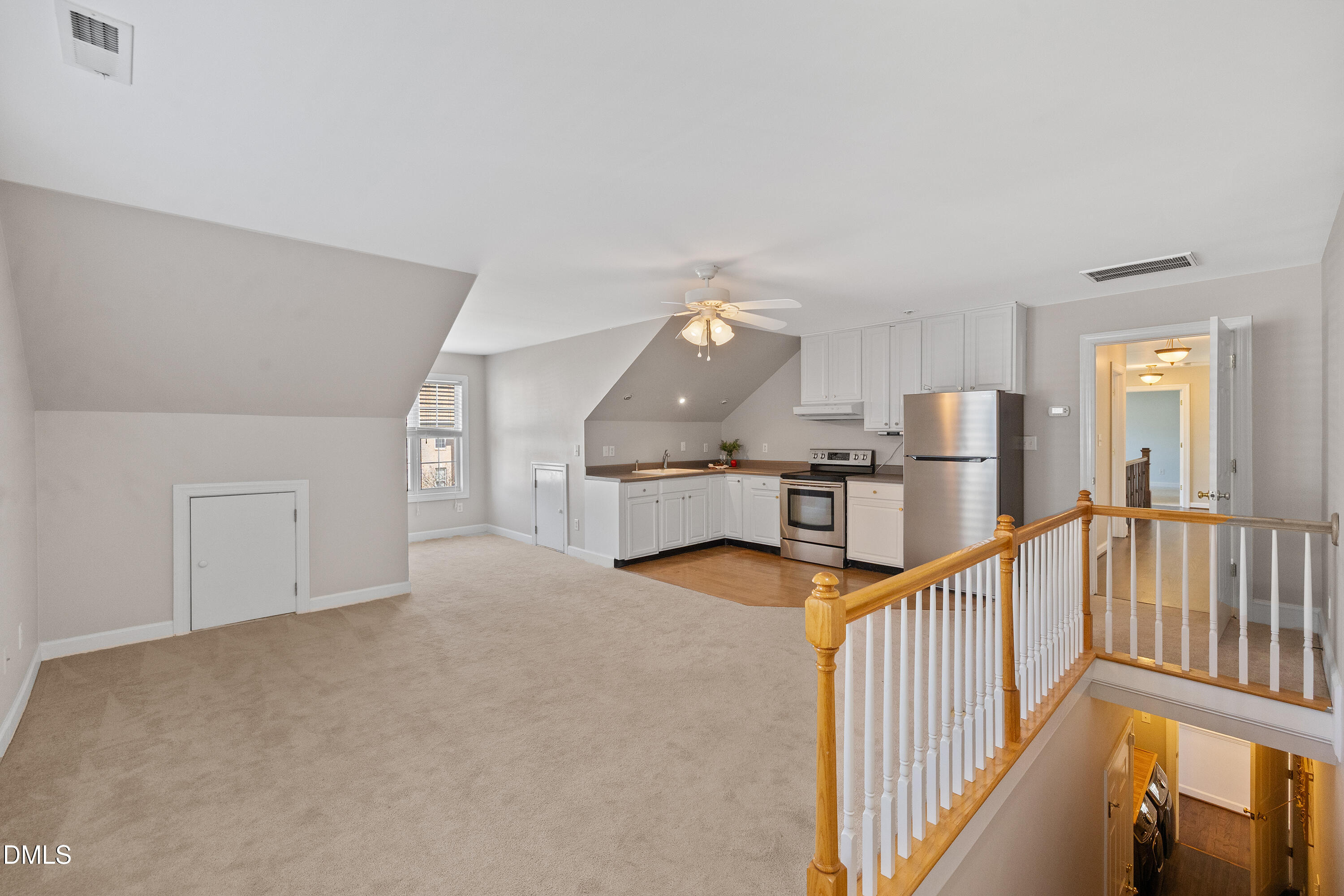 209 Plyersmill Road Cary, NC 27519 - Photo 36 of 50 50-209 Plyersmill Rd (41)