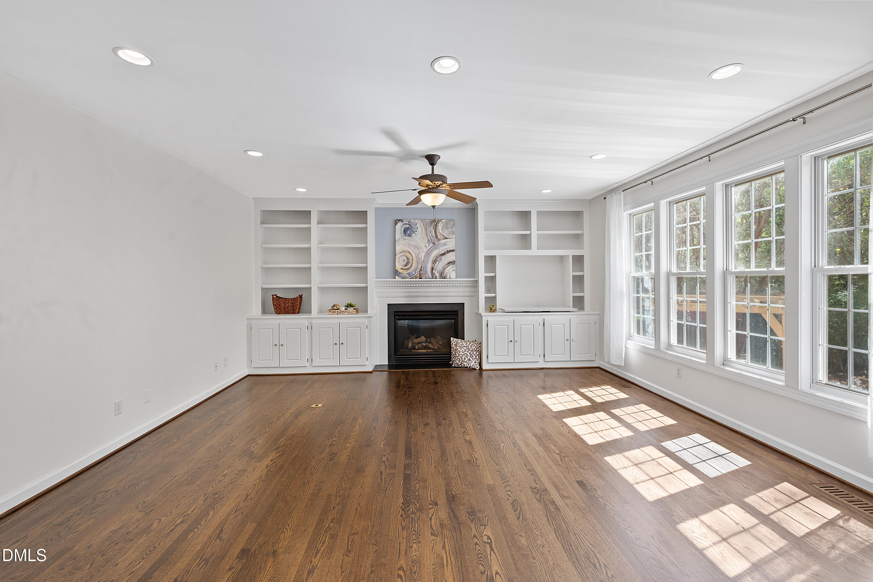 209 Plyersmill Road Cary, NC 27519 - Photo 5 of 50 14-209 Plyersmill Rd (24)