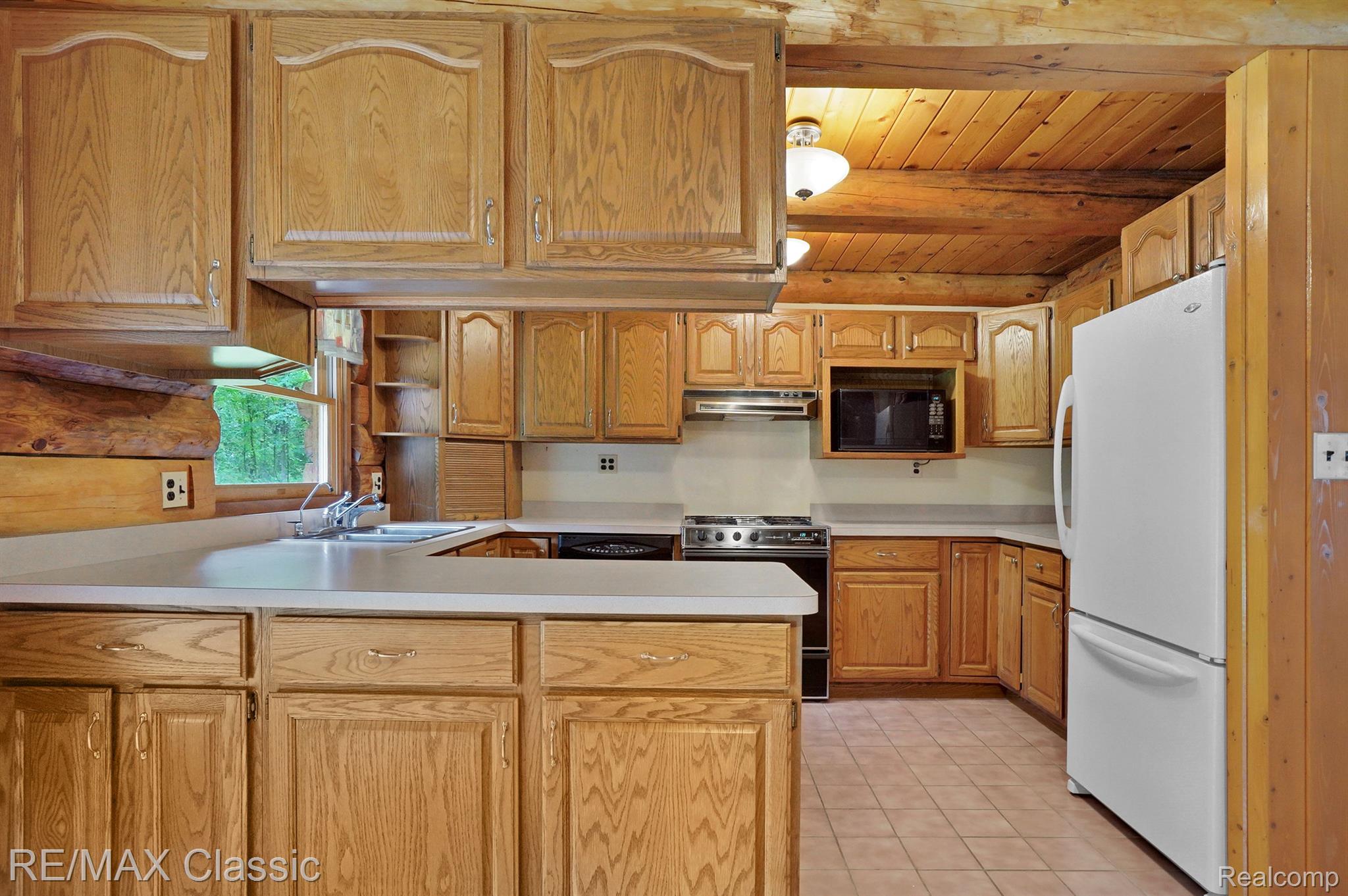 8460 Reese Road Clarkston, MI 48348 - Photo 10 of 45 Gallery Image 10