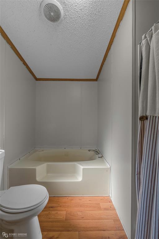 10660 Bowen Road Vivian, LA 71082 - Photo 17 of 27 a bathroom with a sink and a toilet