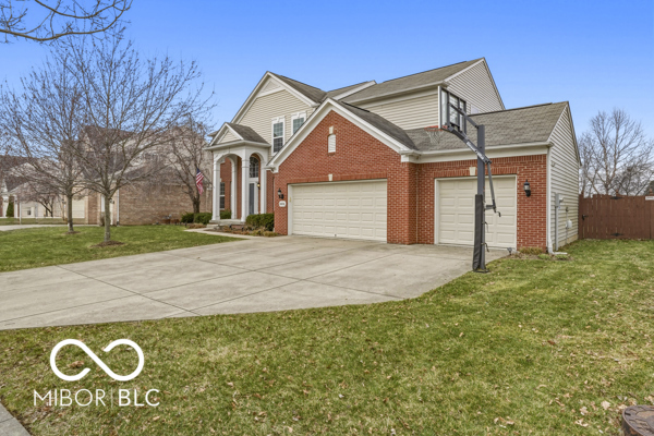 11978 Boothbay Lane Fishers, IN 46037 - Photo 4 of 58