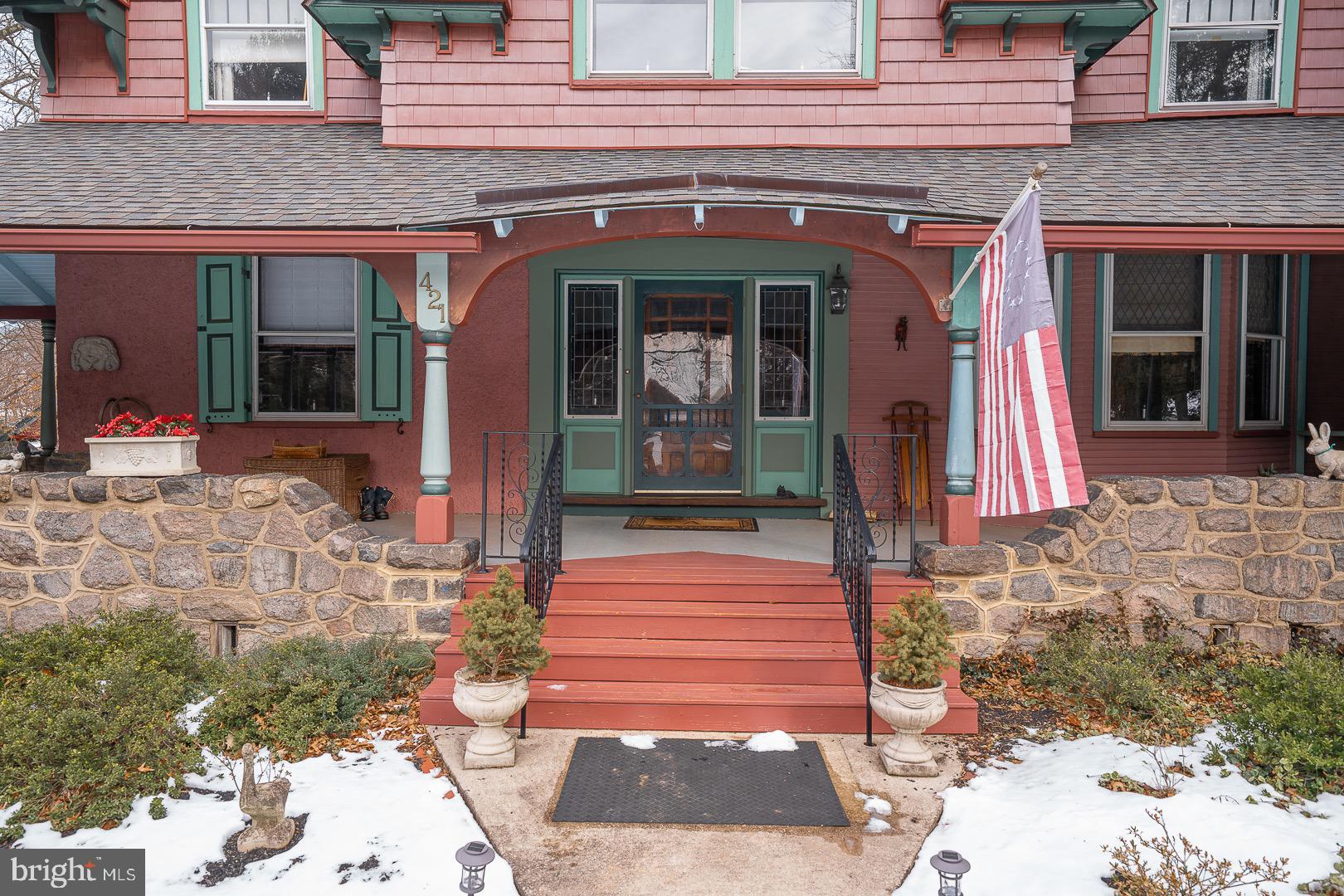 421 Midland Avenue Wayne, PA 19087 - Photo 2 of 83