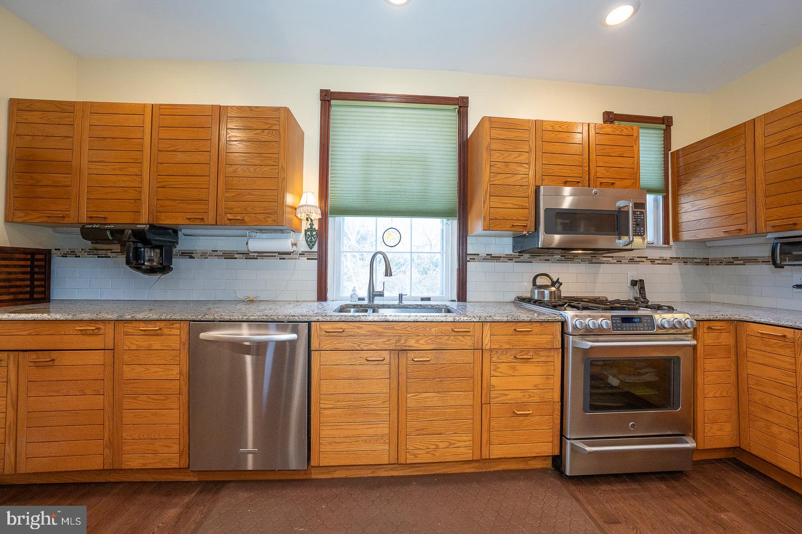 421 Midland Avenue Wayne, PA 19087 - Photo 21 of 83