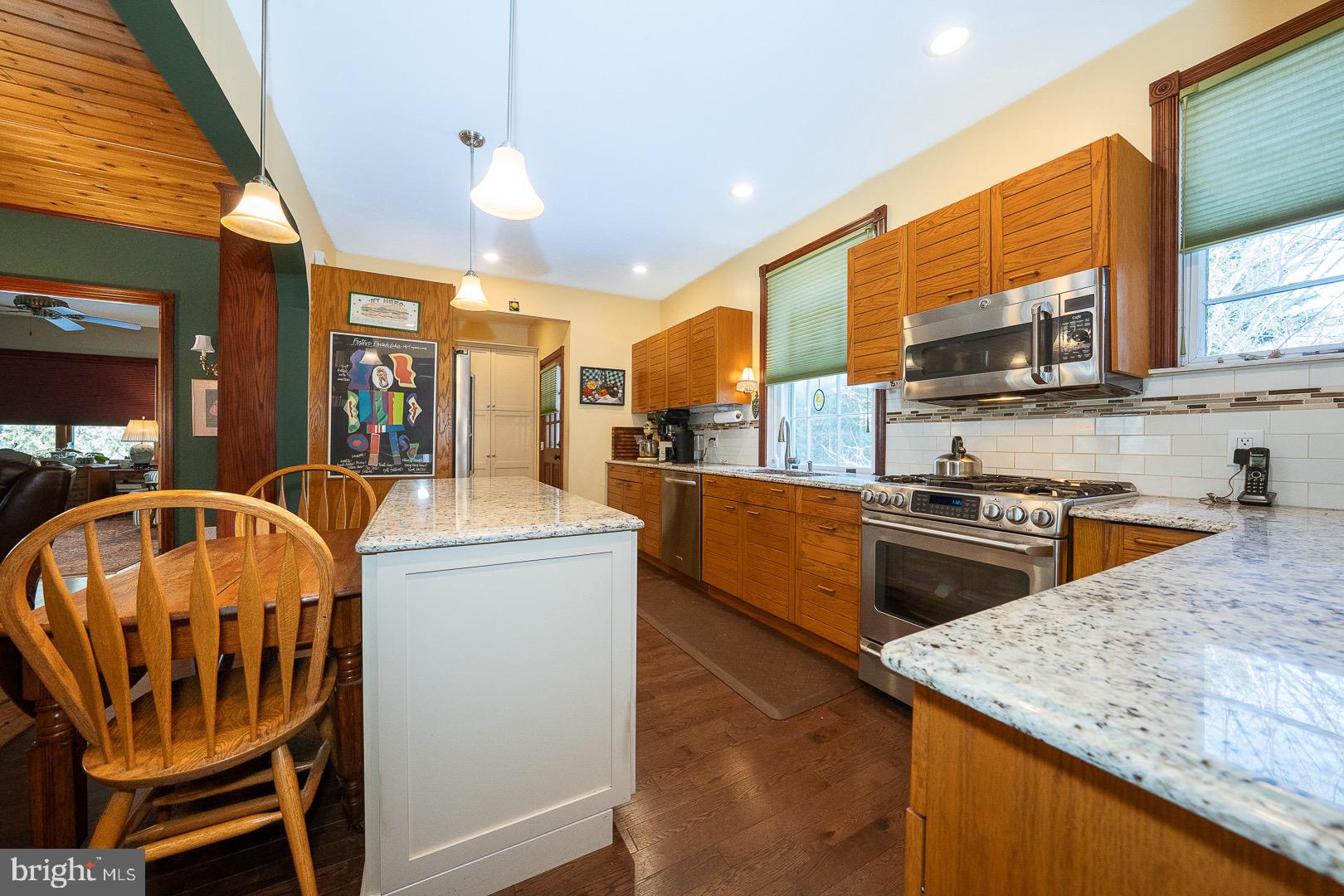 421 Midland Avenue Wayne, PA 19087 - Photo 22 of 83