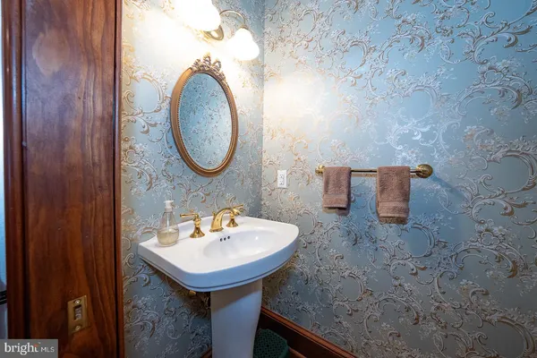 $2,200,000 | 421 Midland Avenue, Wayne, PA 19087