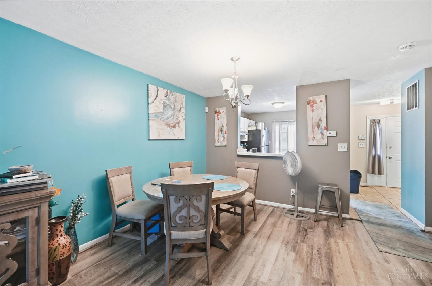 3433 Reading Road Cincinnati, OH 45229 - Photo 11 of 54