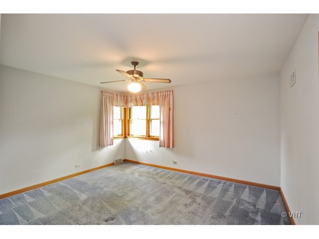 1614 Berkeley Road Highland Park, IL 60035 - Photo 6 of 10