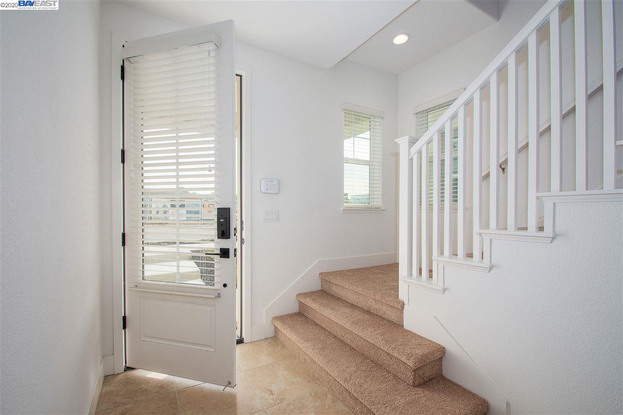 2188 Donnells Lane Dublin, CA 94568 - Photo 5 of 31