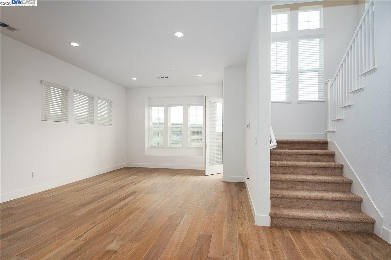 2188 Donnells Lane Dublin, CA 94568 - Photo 8 of 31