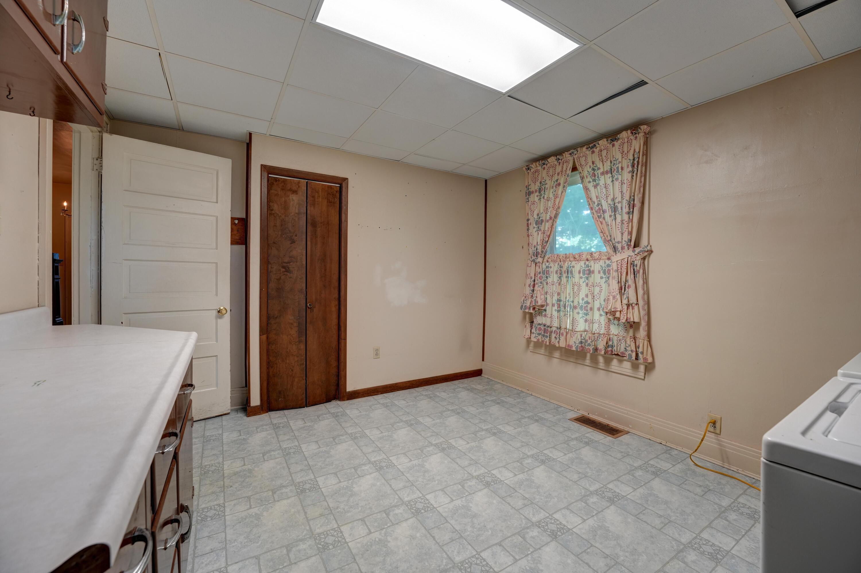 8150 Snake Road Dayton, OH 45426 - Photo 29 of 48 TWO05451And8more