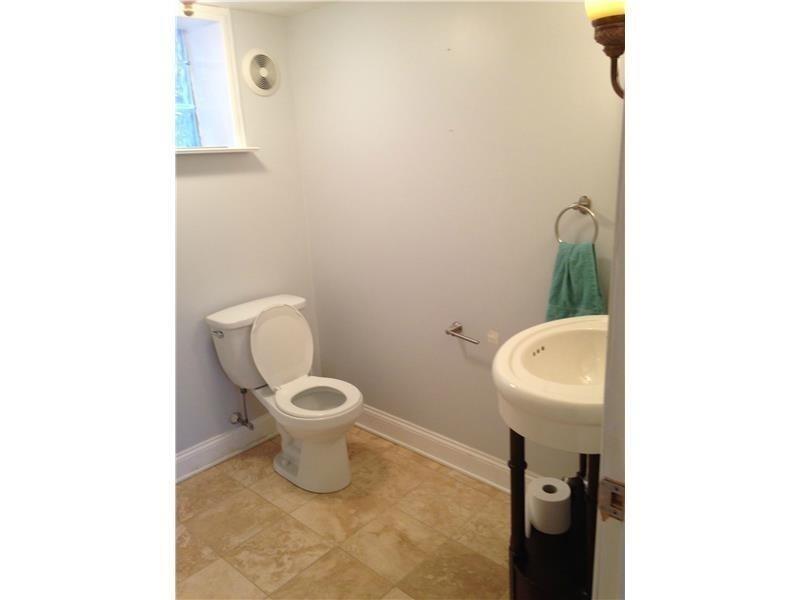 57 Defoe Street Pittsburgh, PA 15214 - Photo 17 of 24