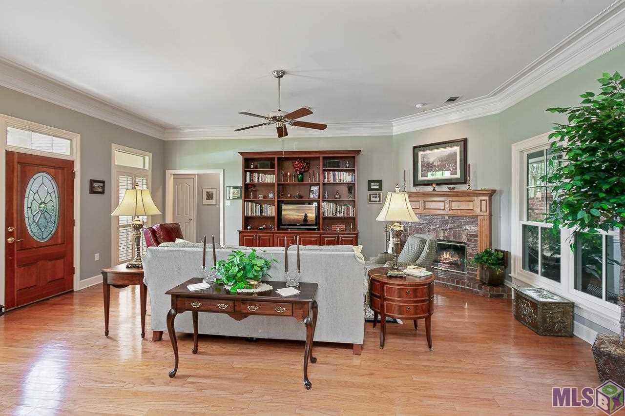 10368 Rustic Oak Drive Baton Rouge, LA 70810 - Photo 15 of 29 Gallery Image 15
