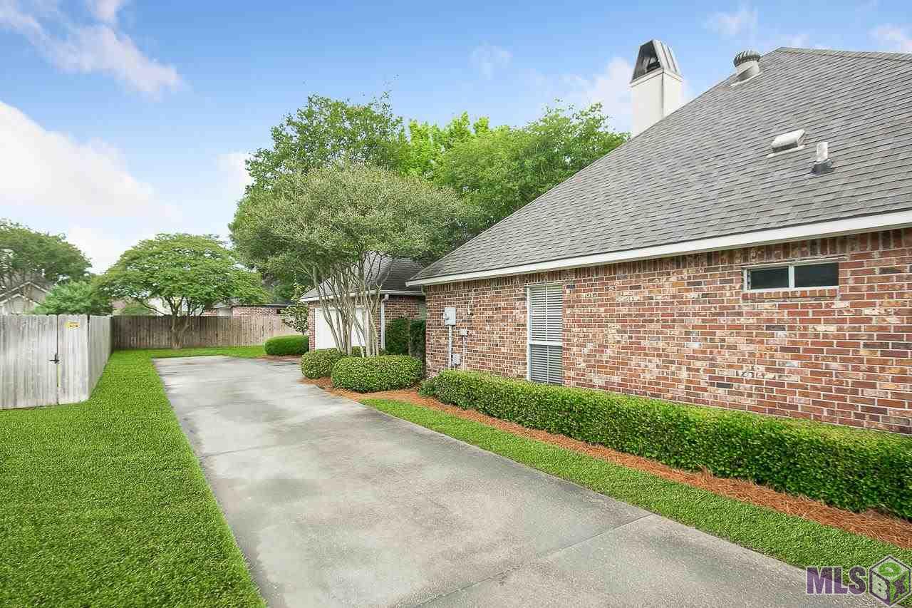 10368 Rustic Oak Drive Baton Rouge, LA 70810 - Photo 4 of 29 Gallery Image 4