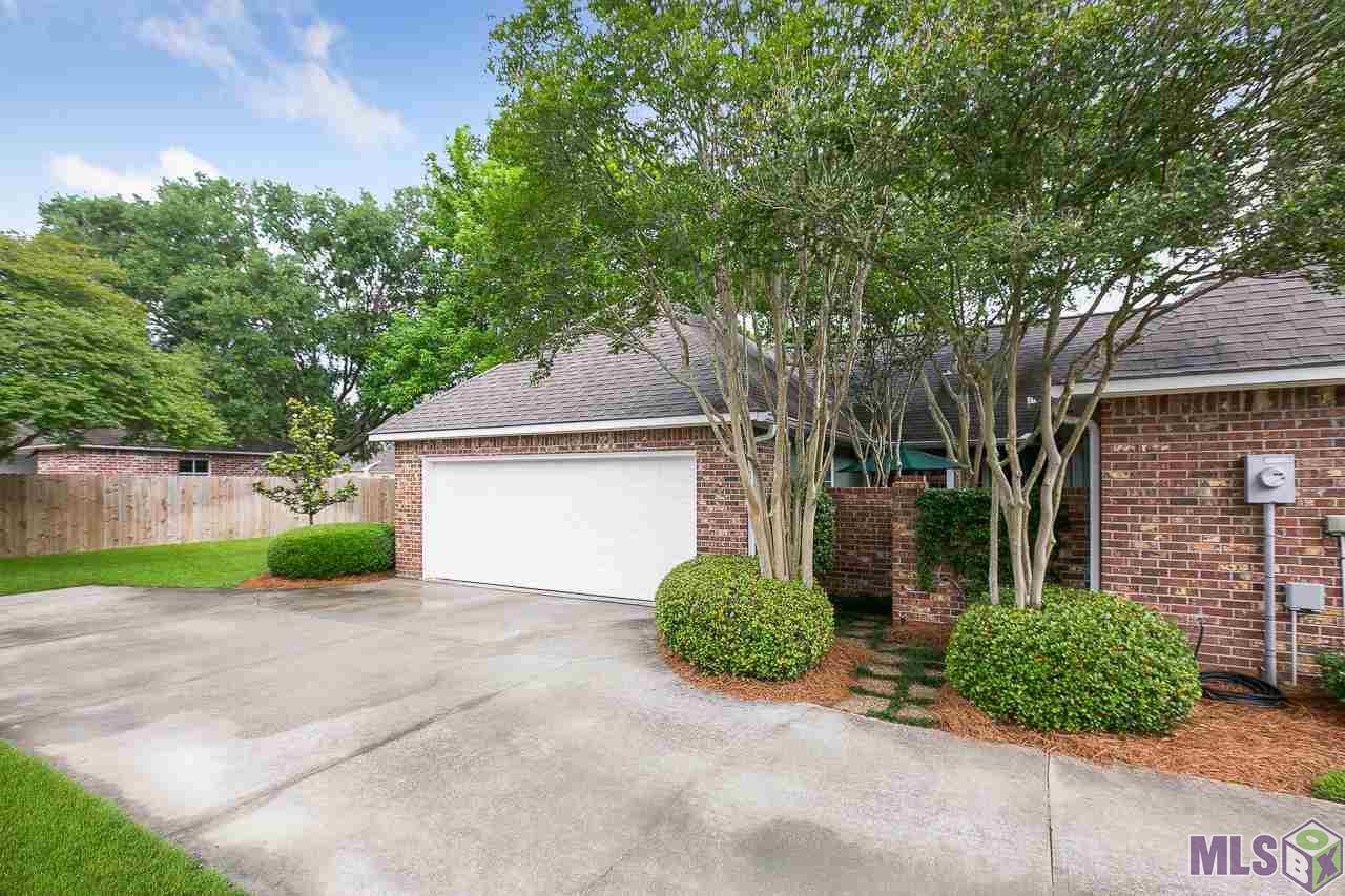 10368 Rustic Oak Drive Baton Rouge, LA 70810 - Photo 5 of 29 Gallery Image 5