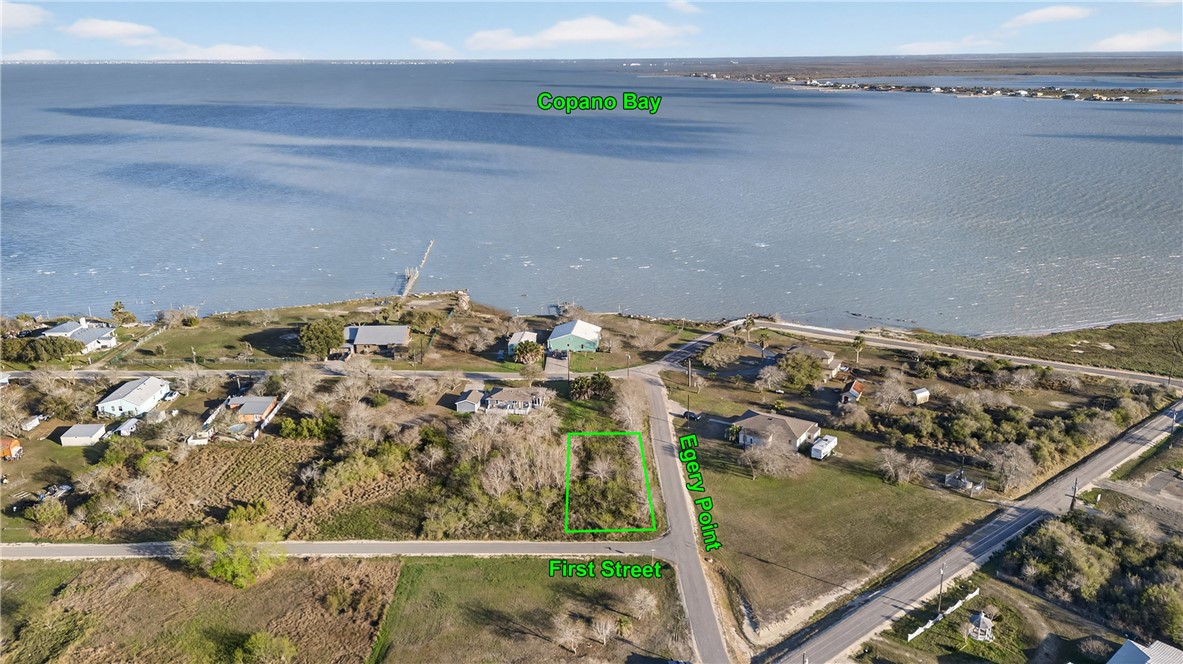 302 1st Street Bayside, TX 78340 - Photo 4 of 19