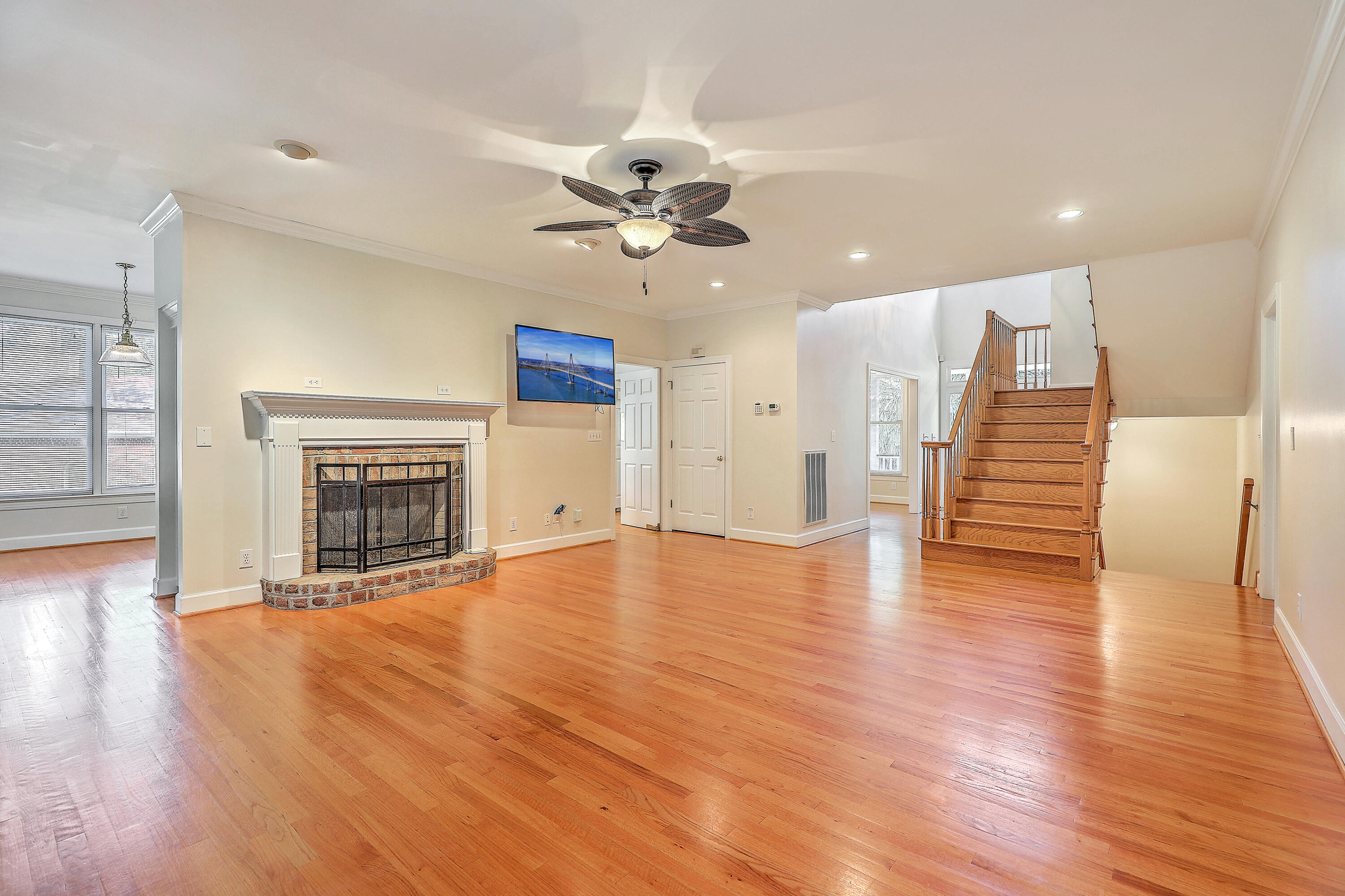 317 Rutherford Street Summerville, SC 29483 - Photo 16 of 50 Family Room